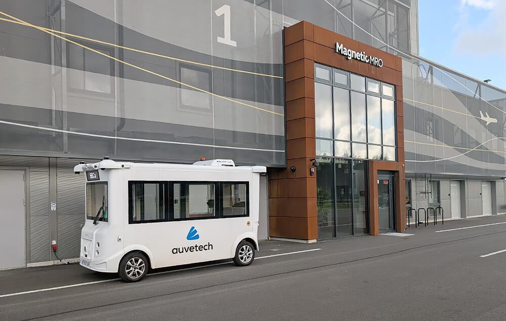 Autonomous shuttle outside Magnetic facility