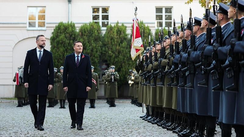 Polish Defense Minister Władysław Kosiniak-Kamysz and UK Defense Secretary Wes Streeting