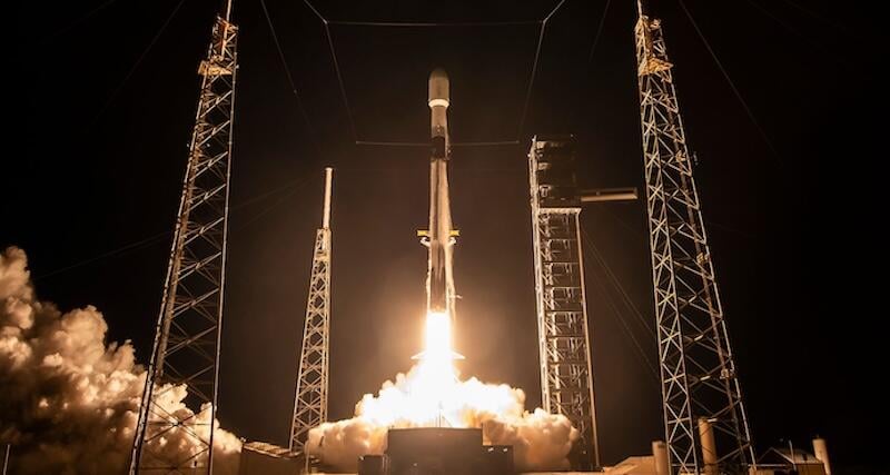 spacex falcon 9 rocket launches at cape canaveral SFS