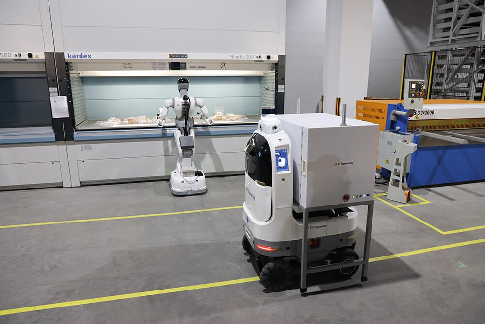 Autonomous mobile robot
