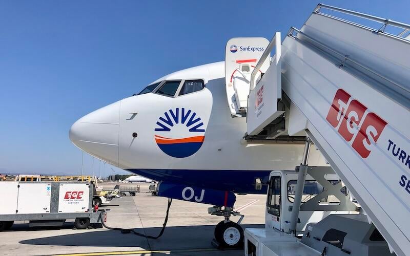 SunExpress 737-8