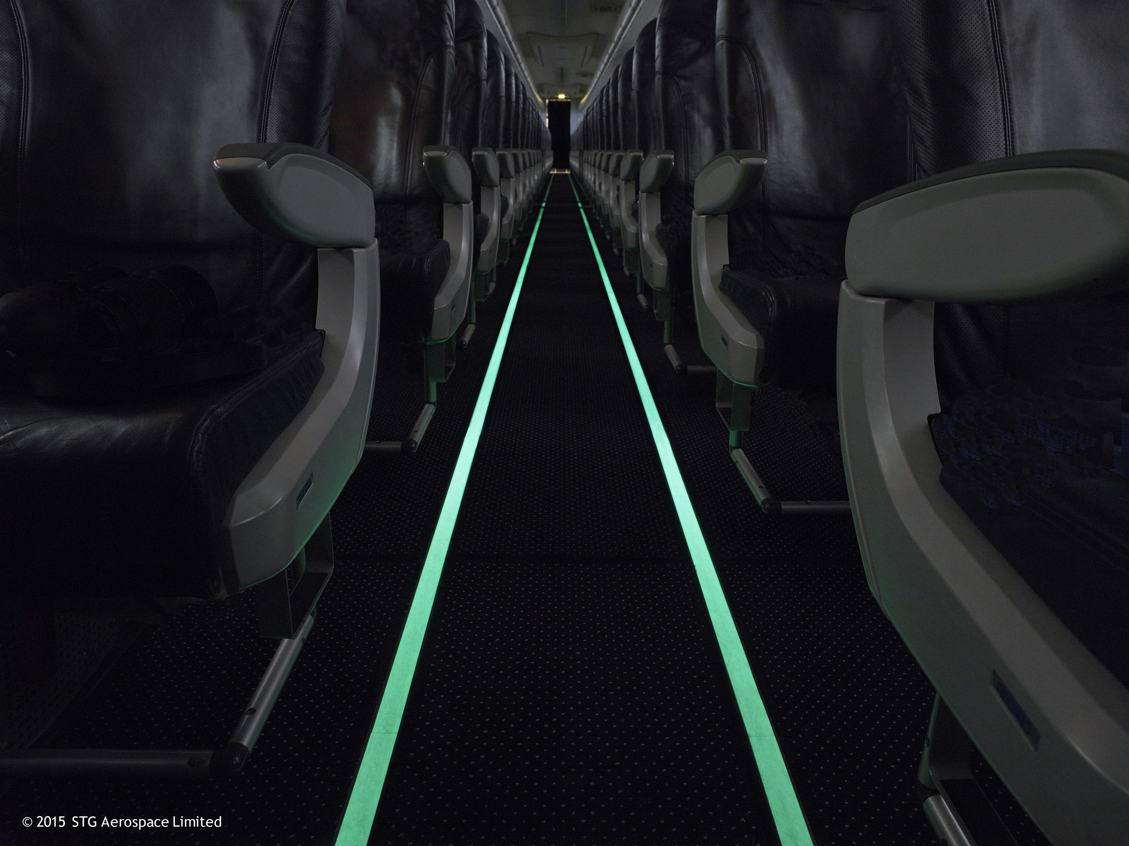 Путь 10. Aircraft Interior Emergency Lights. Emergency Escape Path Light. Aisle Console. 727 Tail exit.