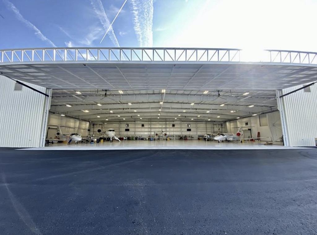flyExclusive maintenance hangar