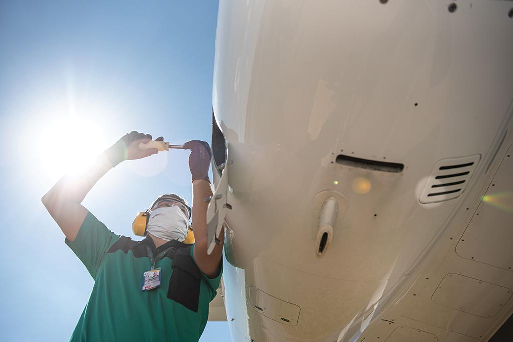 Lider Aviacao maintenance activity