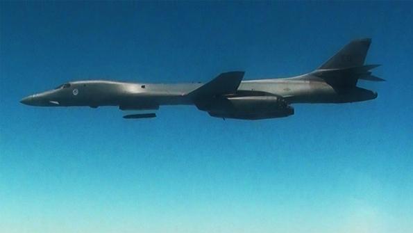 B-1B Tests War-ready Lrasm Missile Over Sea Range | Aviation Week Network