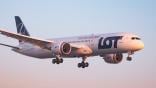 LOT Polish airlines boeing 787-9