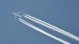 jet with contrails