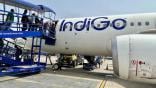 indigo passengers boarding plane