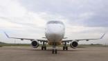 Embraer A175 Nose