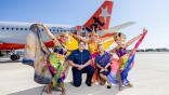 jetstar staff celebrating new route