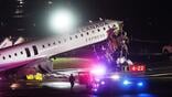 jazz aviation crash picture laguardia