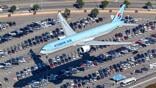 korean air jet landing at lax