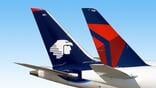 aeromexico and delta aircraft tails