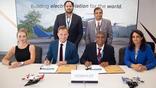 representatives from hensoldt and eplane at contract signing