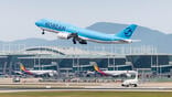 Korean Air Boeing 747 taking off with new livery