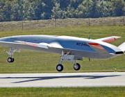 unmanned aerial-refueling aircraft