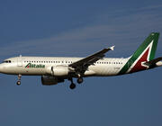 Alitalia Airbus A320