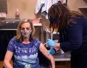 United Airlines employee vaccinated