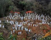 China Eastern crash rescuers
