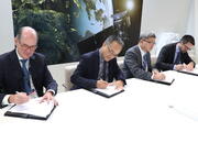 Singapore coalition signs MOU
