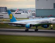 Uzbekistan Airways Boeing 757