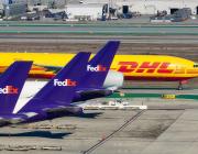 cargo jets FedEx and DHL