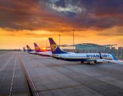 ryanair jets on tarmac