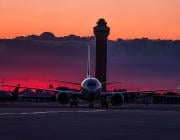 American Airlines 737-8