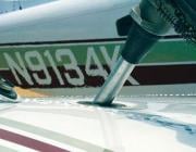 fueling a GA aircraft