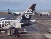Air New Zealand 787s at an airport