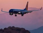 sun country jet landing