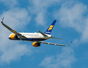 Icelandair 757 with winglets