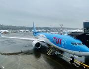 TUI 737-8