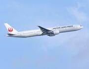 Japan Airlines 777