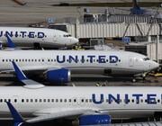 united jets on the ground
