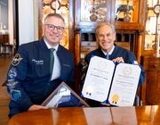 Axiom Space's CEO and President Dr. Jonathan Cirtain and Texas Governor Greg Abbott announced Axiom Space has redomiciled the company's legal headquarters in Texas. Credit: Axiom Space