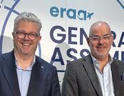 KLM Cityhopper managing director Maarten Koopmans and SAS Group VP for airline operations and external production Mikael Wangdahl.