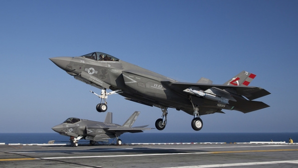 F-35C makes precautionary landing in Fresno after indicator signal