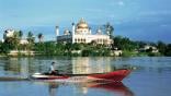 sarawak river and mosque